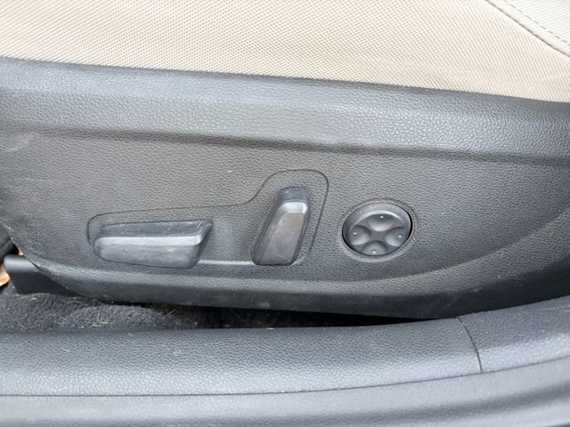 Used 2017 Kia Optima LX w/ Convenience Package FWD image 5