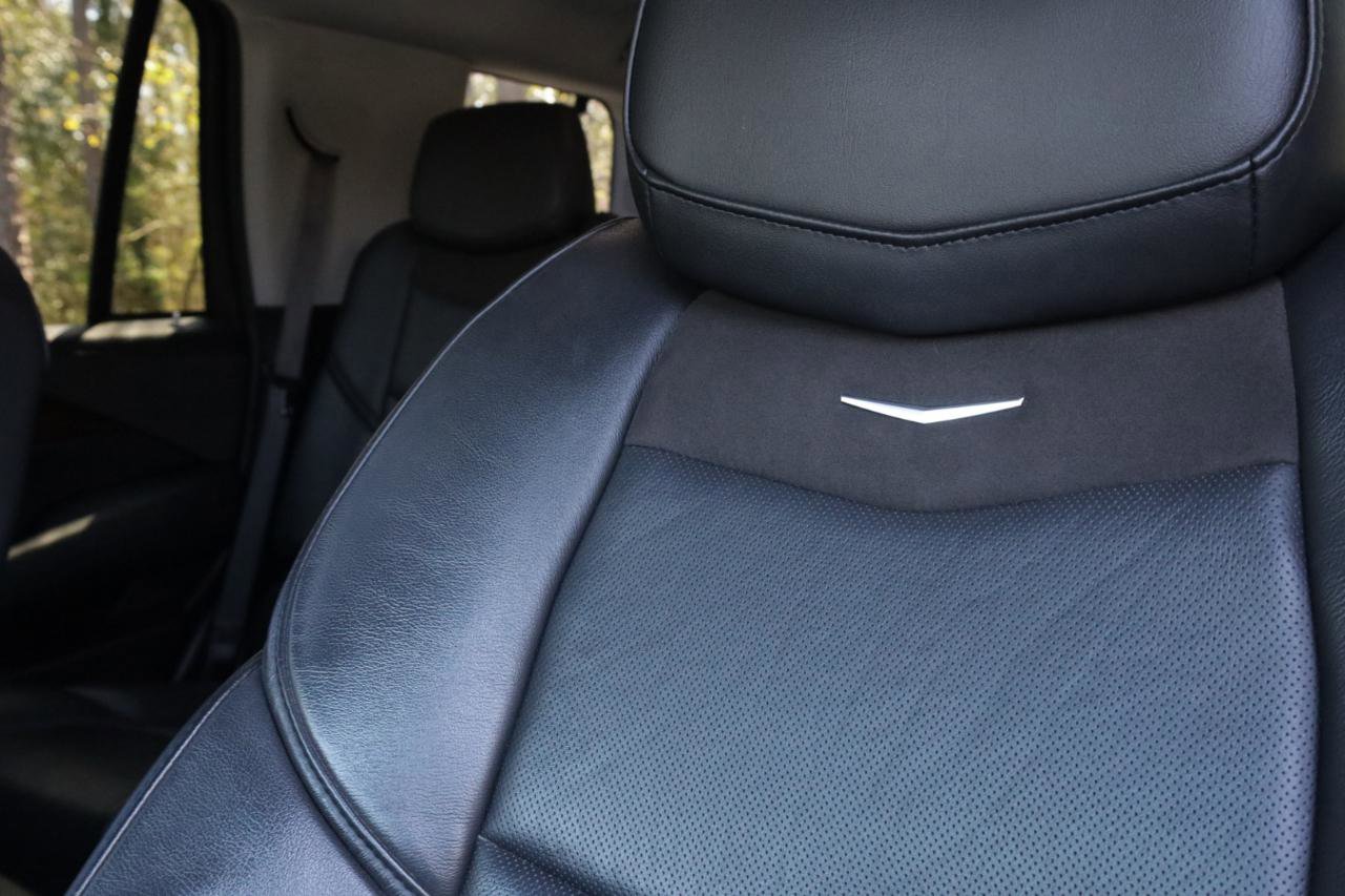 Used 2016 Cadillac Escalade Luxury image 37