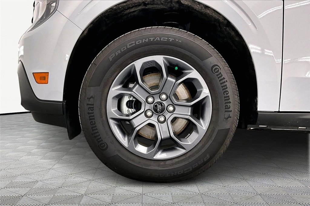 Used 2025 Ford Maverick XLT image 9