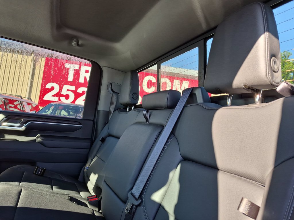 Used 2026 GMC Sierra 2500 SLT w/ Max Trailering Package AWD/4WD image 28