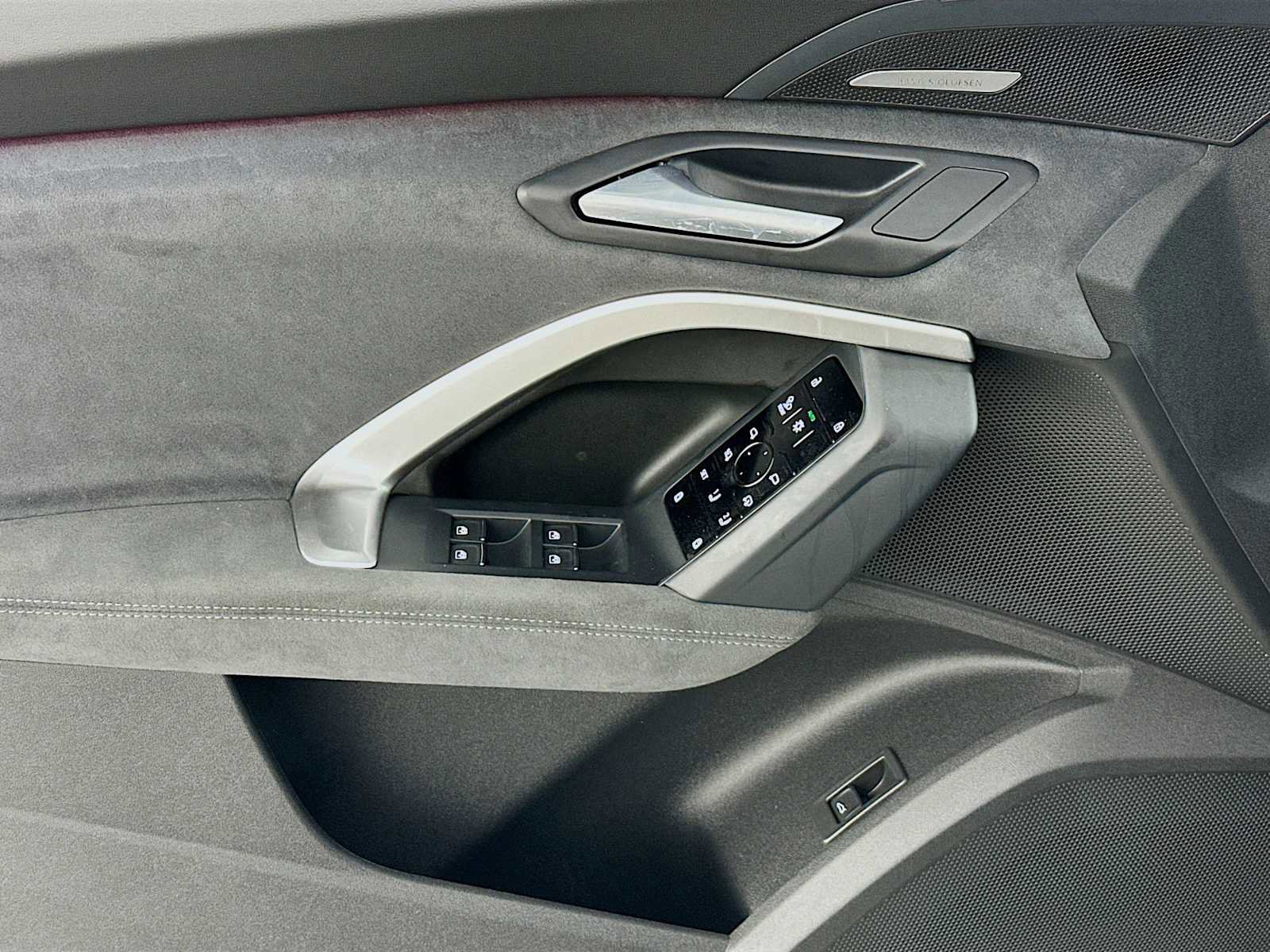 New 2026 Audi SQ5 Premium Plus AWD/4WD image 16