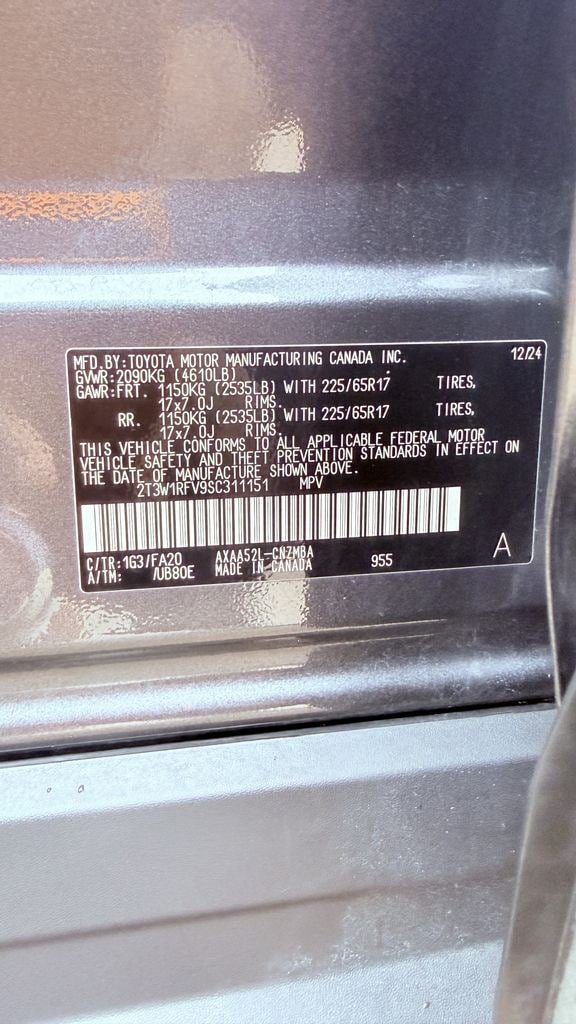 Used 2025 Toyota RAV4 XLE FWD image 30