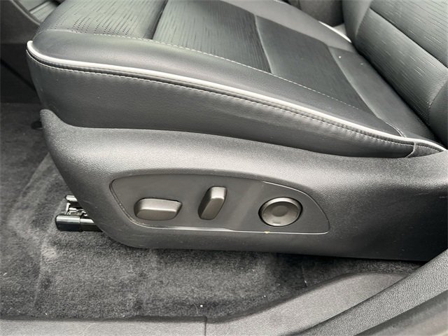 Certified 2025 Buick Enclave Sport Touring image 14