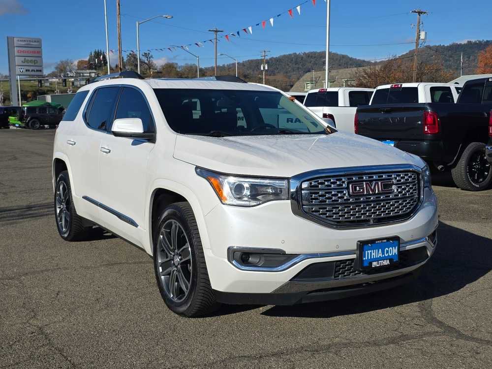 Used 2018 GMC Acadia Denali w/ Technology Package image 7