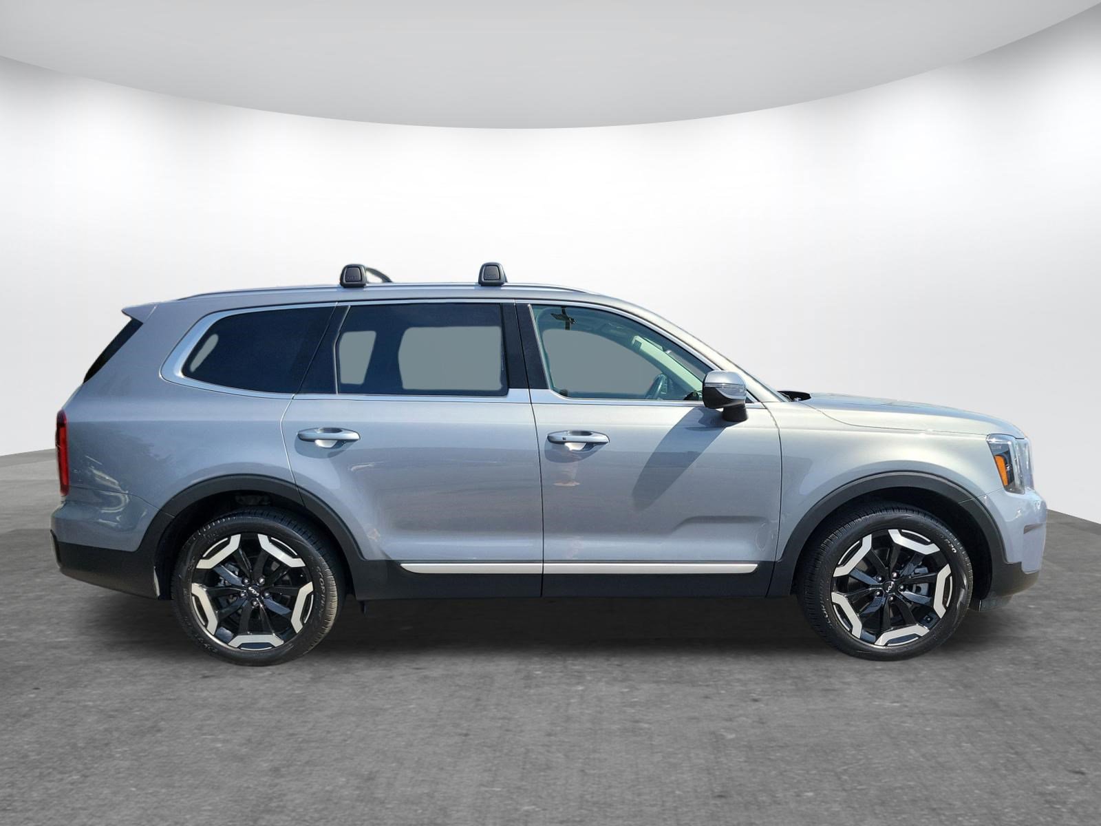 Used 2025 Kia Telluride S image 31