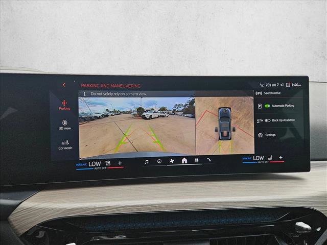 Certified 2026 BMW 330i Sedan w/ Premium Package image 21