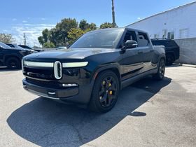 Used 2023 Rivian R1T Adventure AWD/4WD image 3