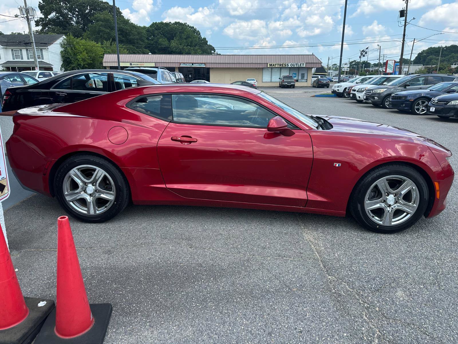 Used 2017 Chevrolet Camaro LT image 5