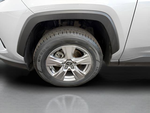 Used 2024 Toyota RAV4 XLE AWD/4WD image 22