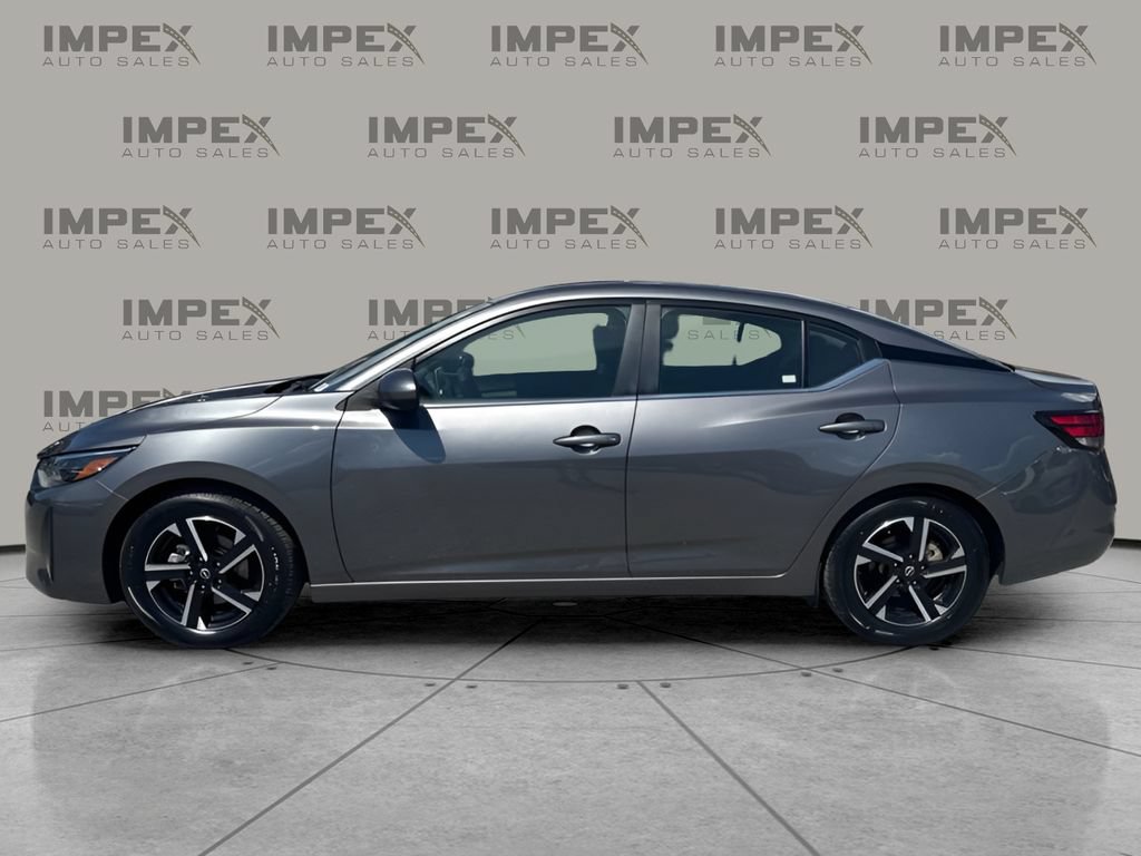 Used 2025 Nissan Sentra SV FWD image 2