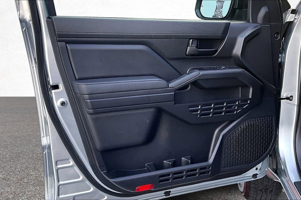 Used 2024 Toyota Tacoma SR image 16