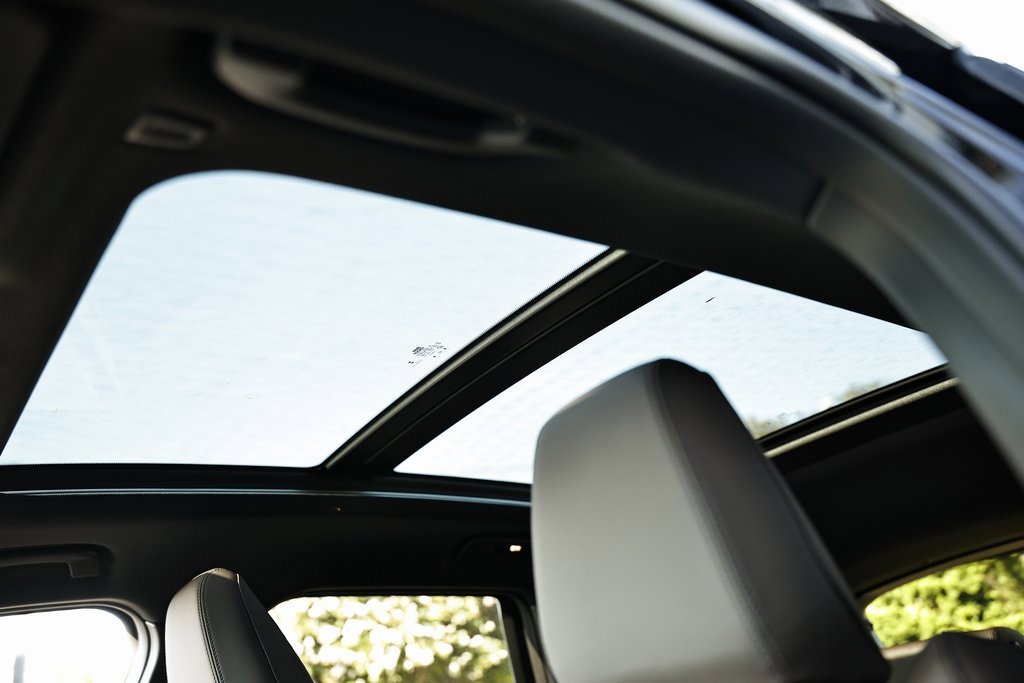 Used 2025 BMW X1 xDrive28i w/ Technology Package image 15