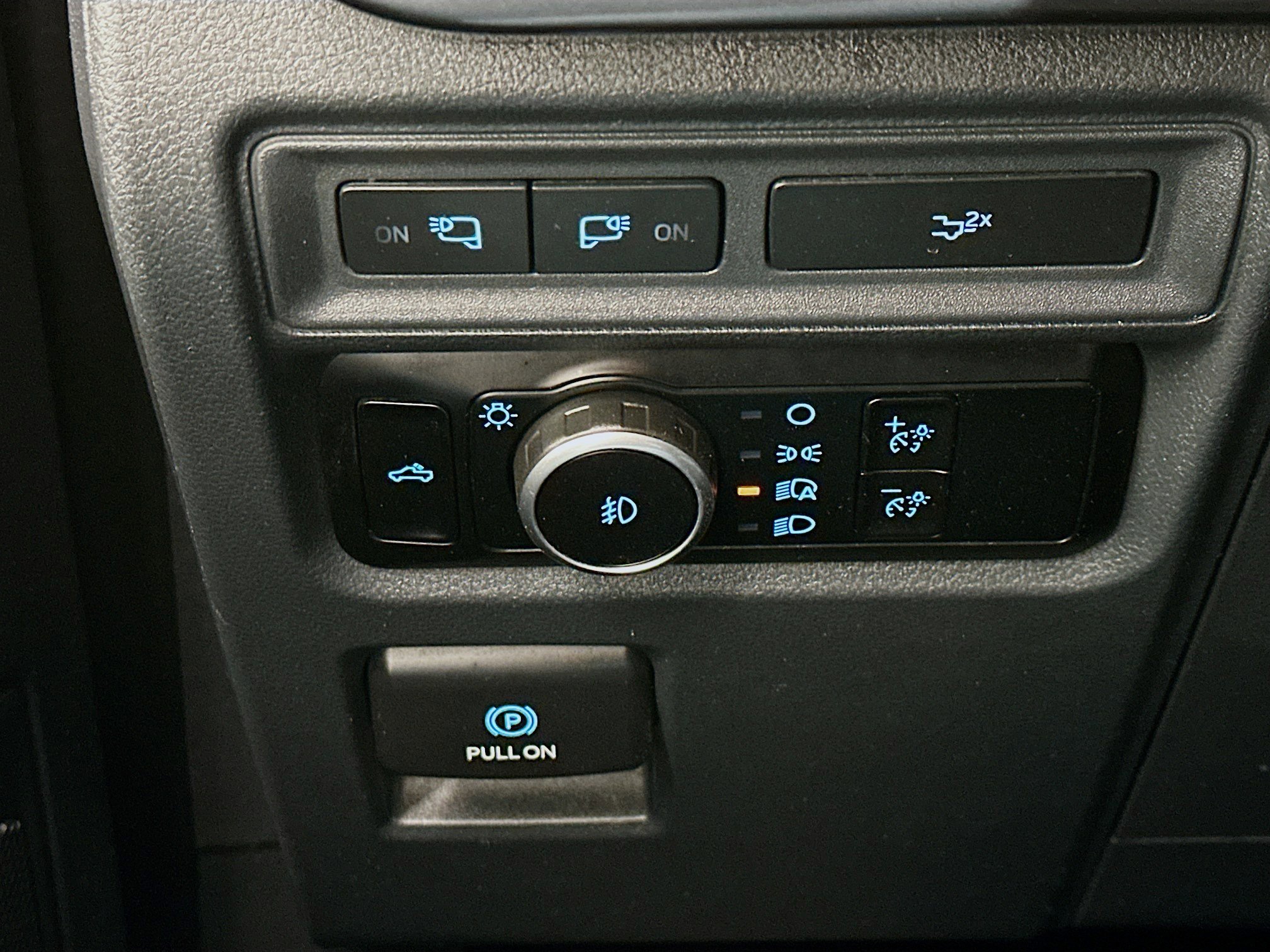 Used 2023 Ford F150 XLT w/ Equipment Group 302A High image 17