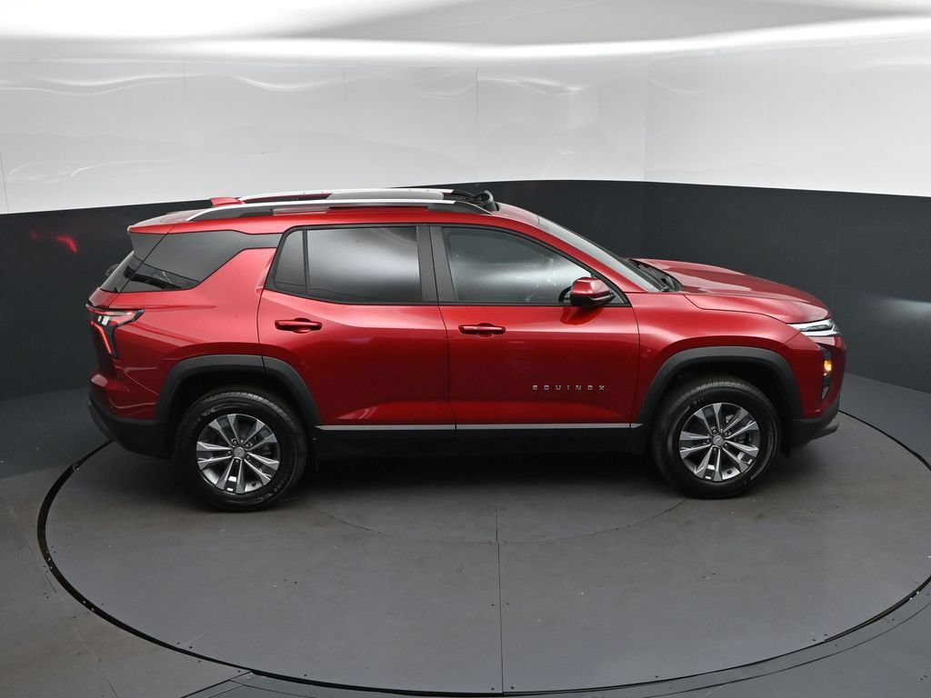 New 2026 Chevrolet Equinox LT w/ Convenience Package II FWD image 35