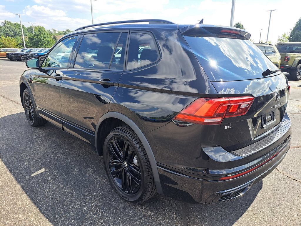 Used 2022 Volkswagen Tiguan SE R-Line AWD/4WD image 5