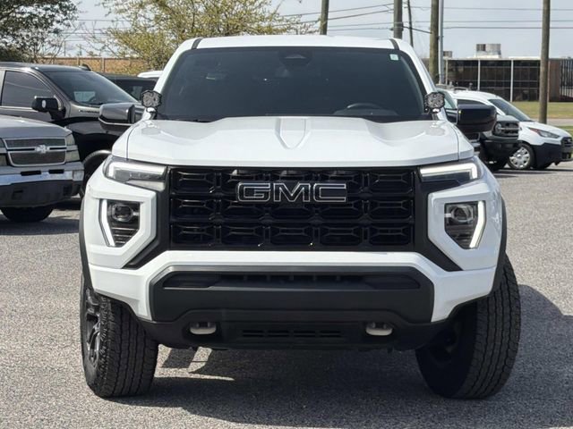 Used 2024 GMC Canyon Elevation image 4