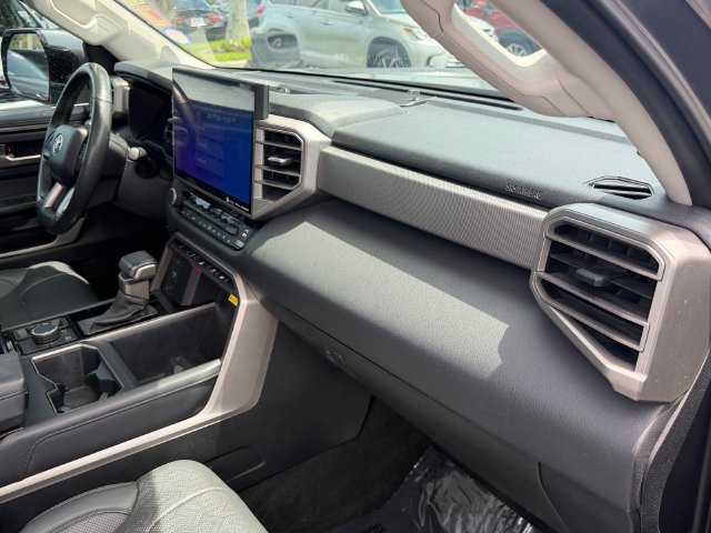 Used 2023 Toyota Tundra Limited w/ Power Package AWD/4WD image 17