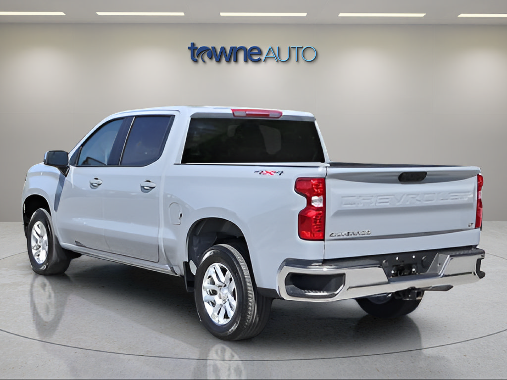 Used 2024 Chevrolet Silverado 1500 LT AWD/4WD image 7