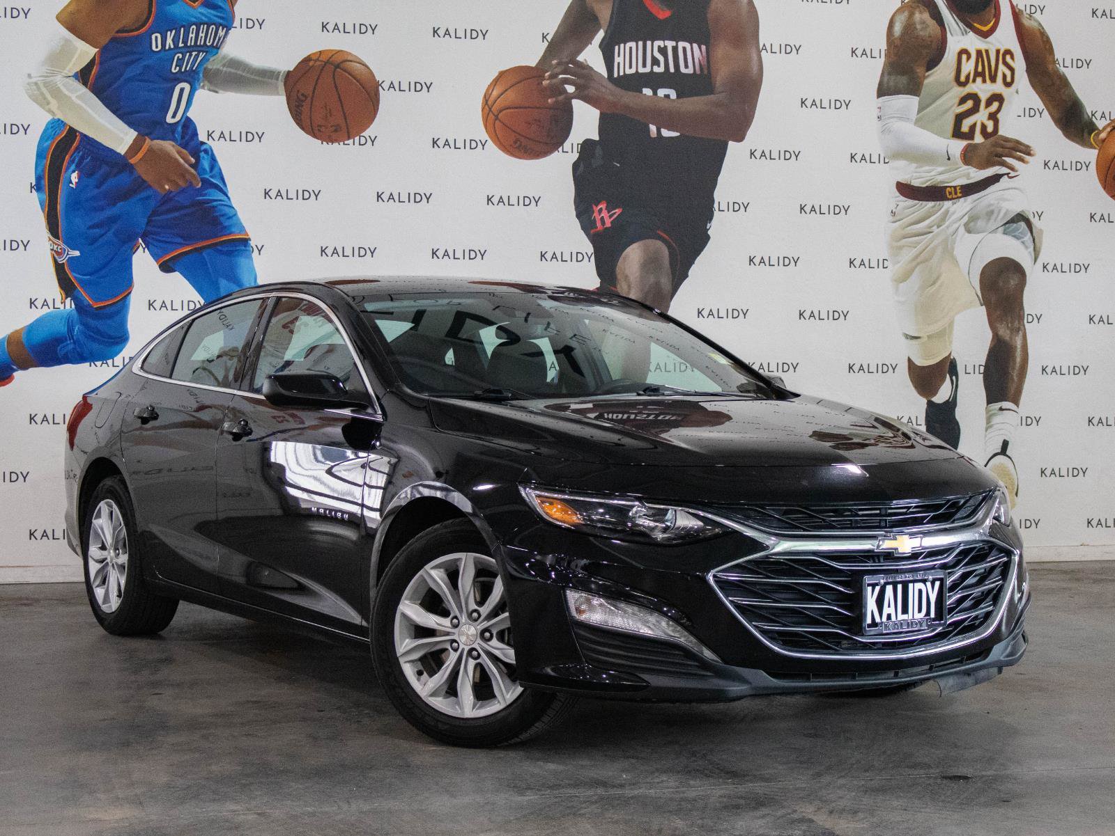 Used 2024 Chevrolet Malibu LT FWD image 2