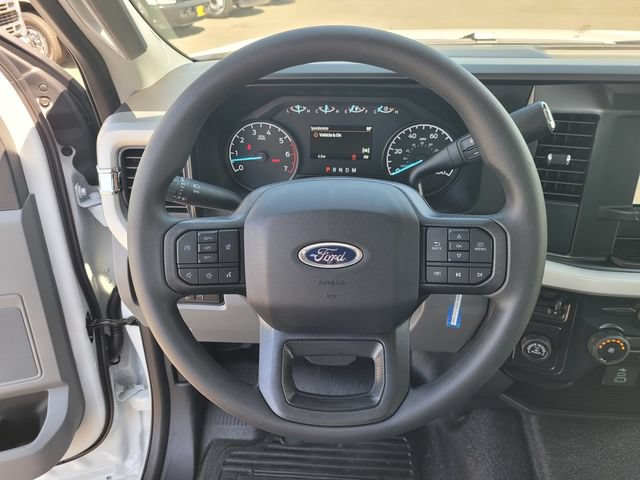 New 2026 Ford F250 XL w/ XL Chrome Package RWD image 9