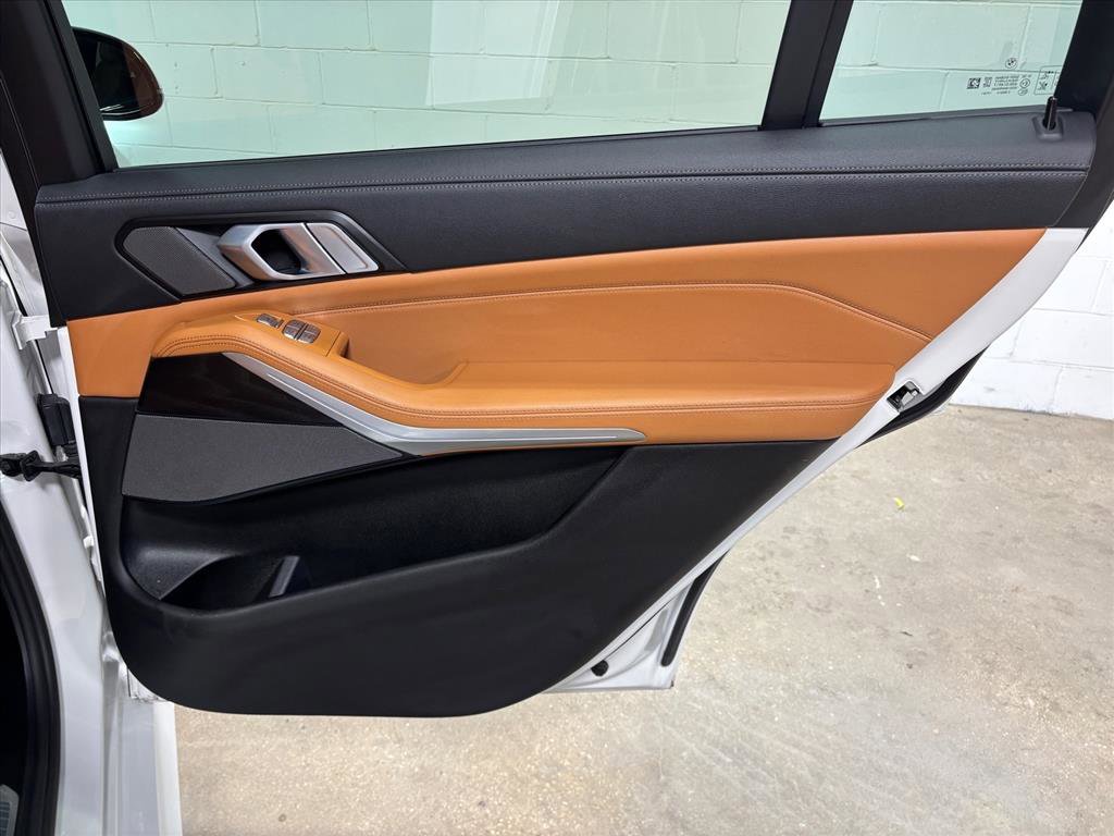 Used 2021 BMW X7 xDrive40i w/ M Sport Package image 43