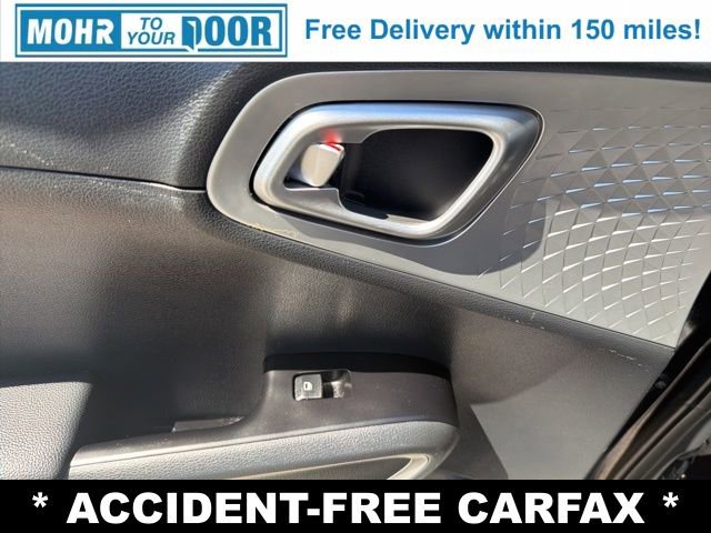 Used 2022 Kia Soul LX image 30