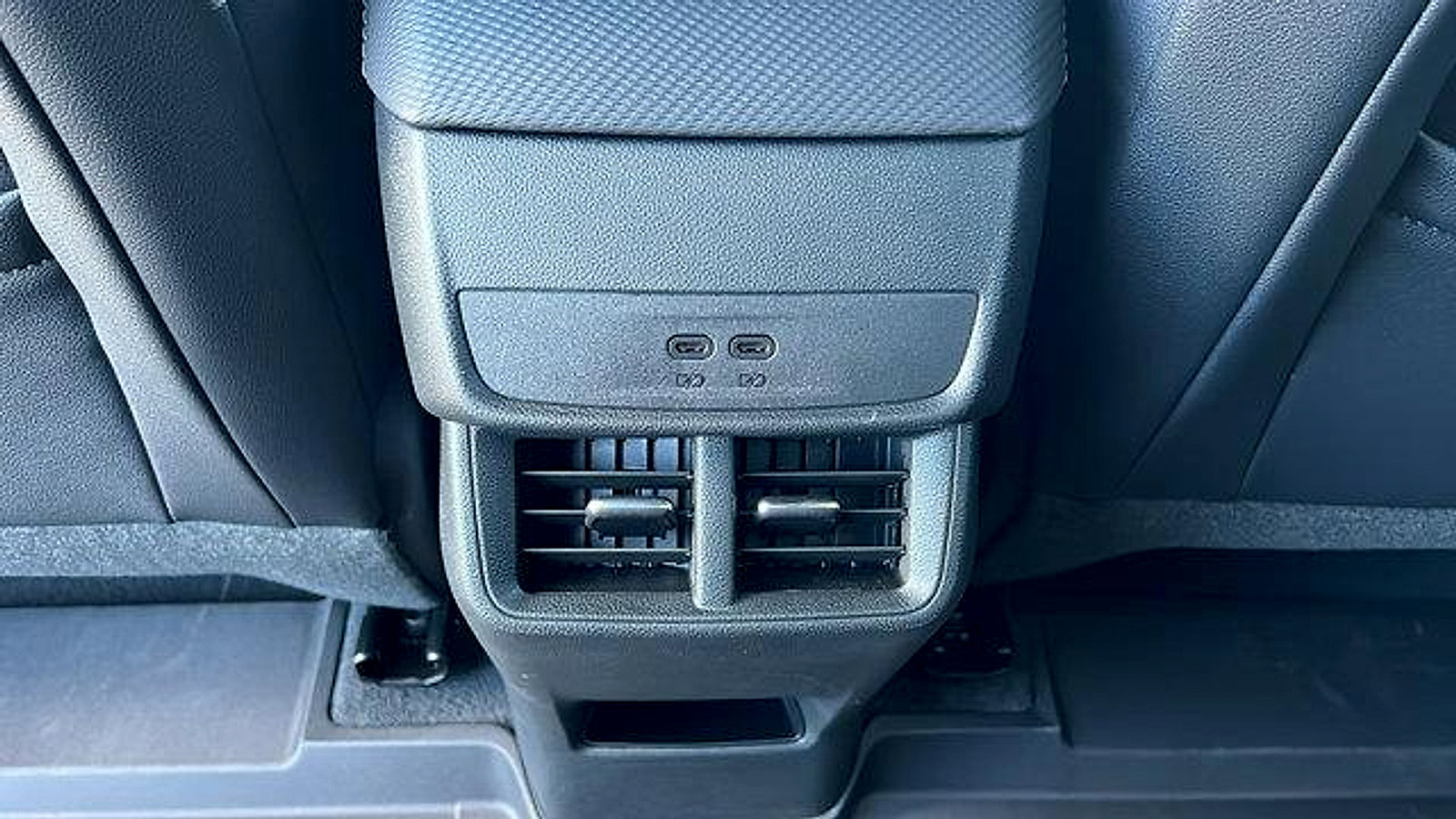 New 2026 Chevrolet Equinox LT w/ Convenience Package II image 14