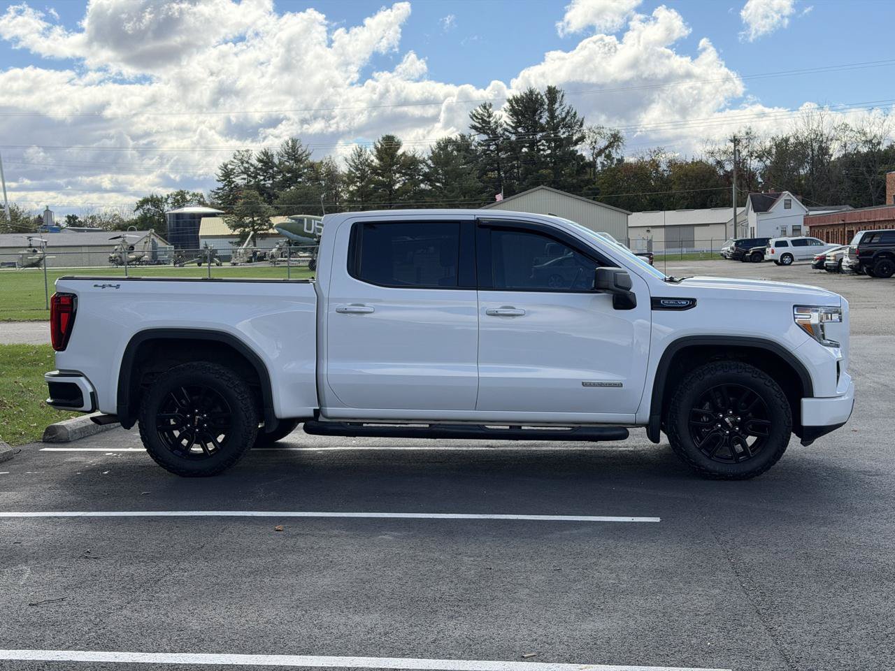 Used 2019 GMC Sierra 1500 Elevation w/ Elevation Value Package AWD/4WD image 7