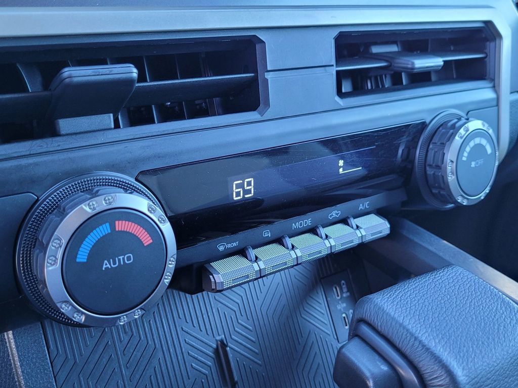 Used 2024 Toyota Tacoma TRD Sport image 22