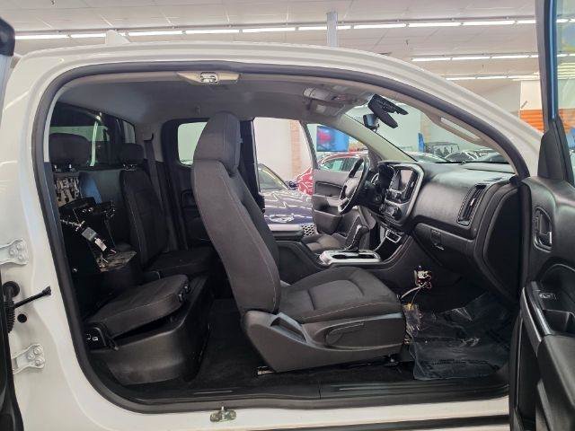Used 2018 Chevrolet Colorado LT AWD/4WD image 29