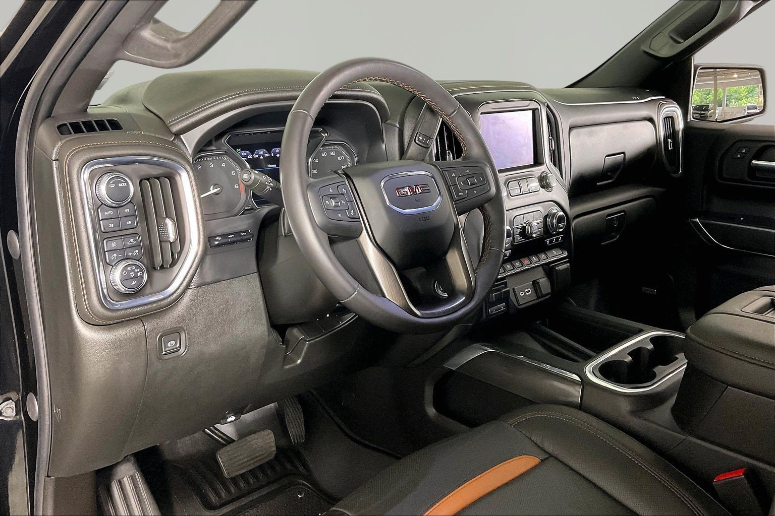 Used 2021 GMC Sierra 1500 AT4 w/ AT4 Premium Package AWD/4WD image 12