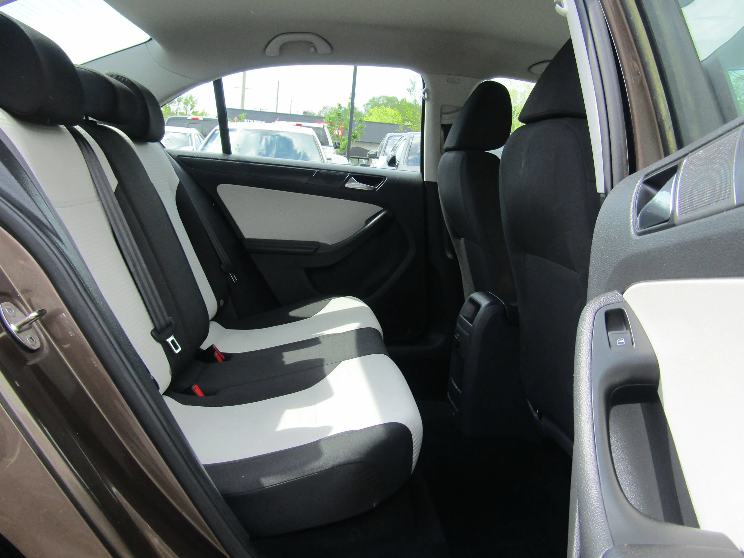 Used 2015 Volkswagen Jetta S FWD image 13