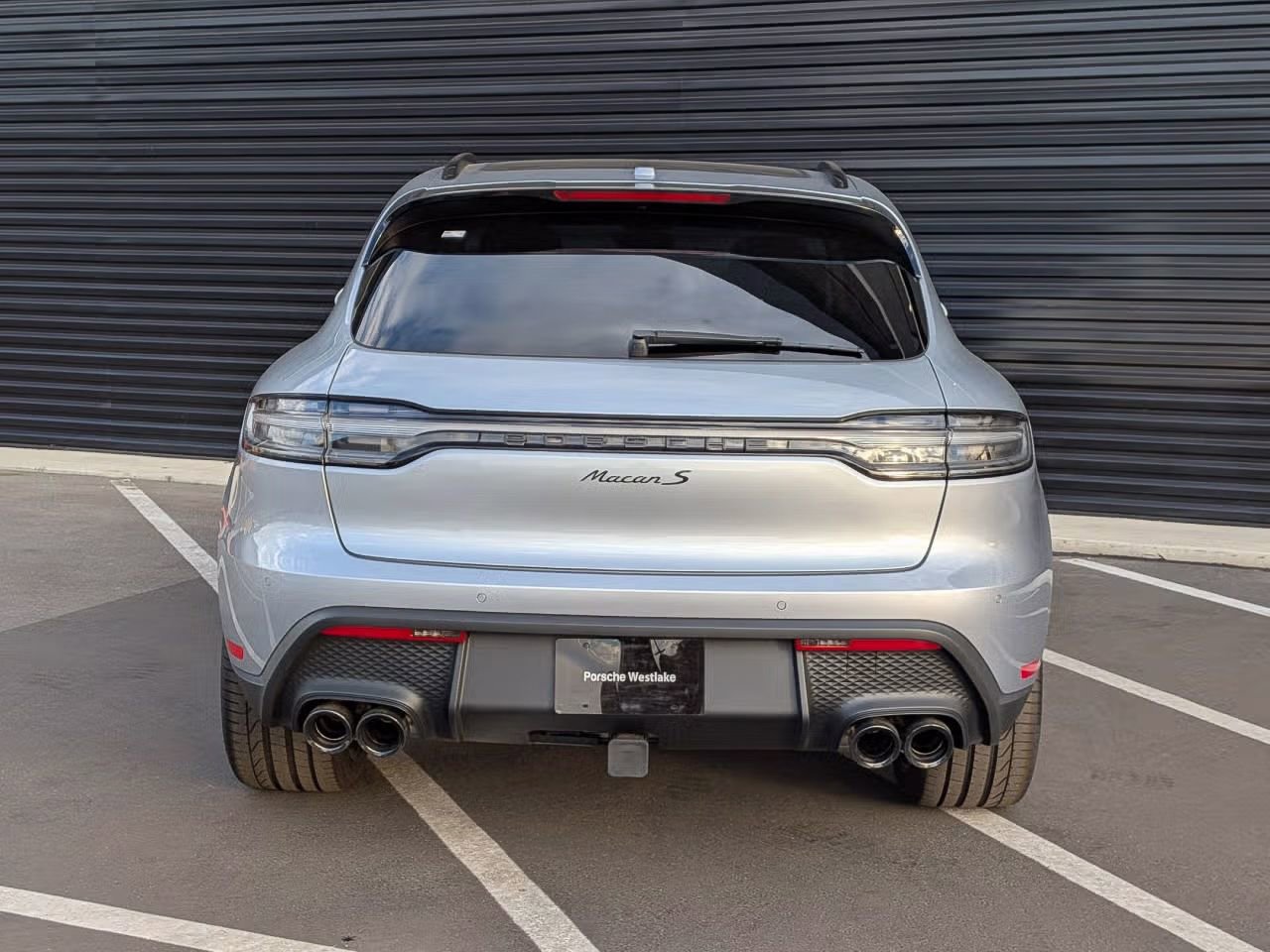 Certified 2025 Porsche Macan S AWD/4WD image 6