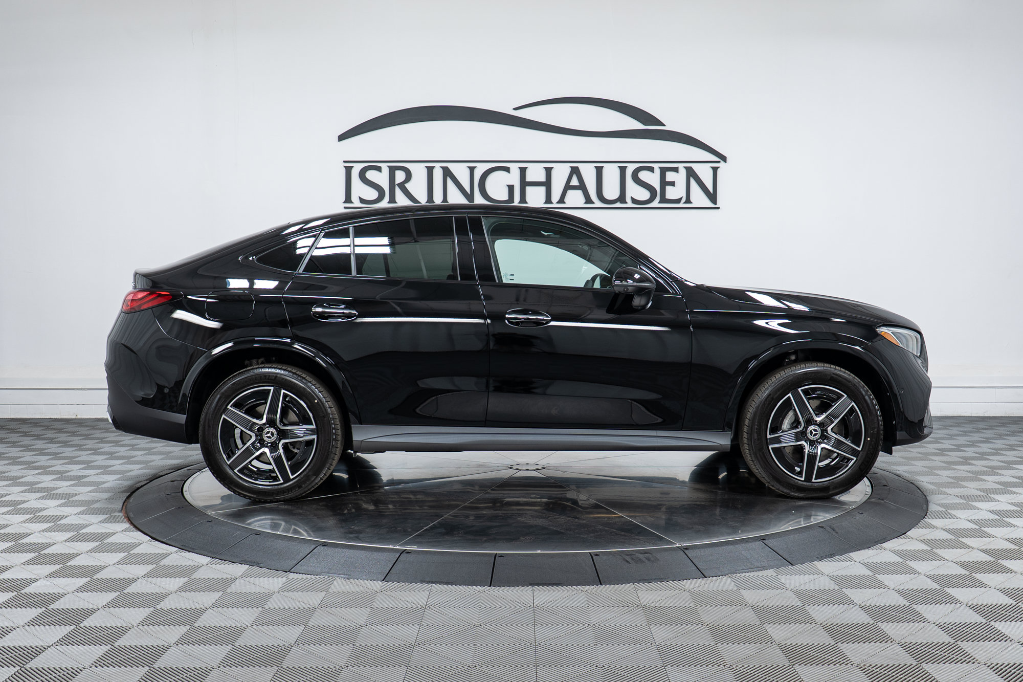 Used 2026 Mercedes-Benz GLC 300 4MATIC image 4