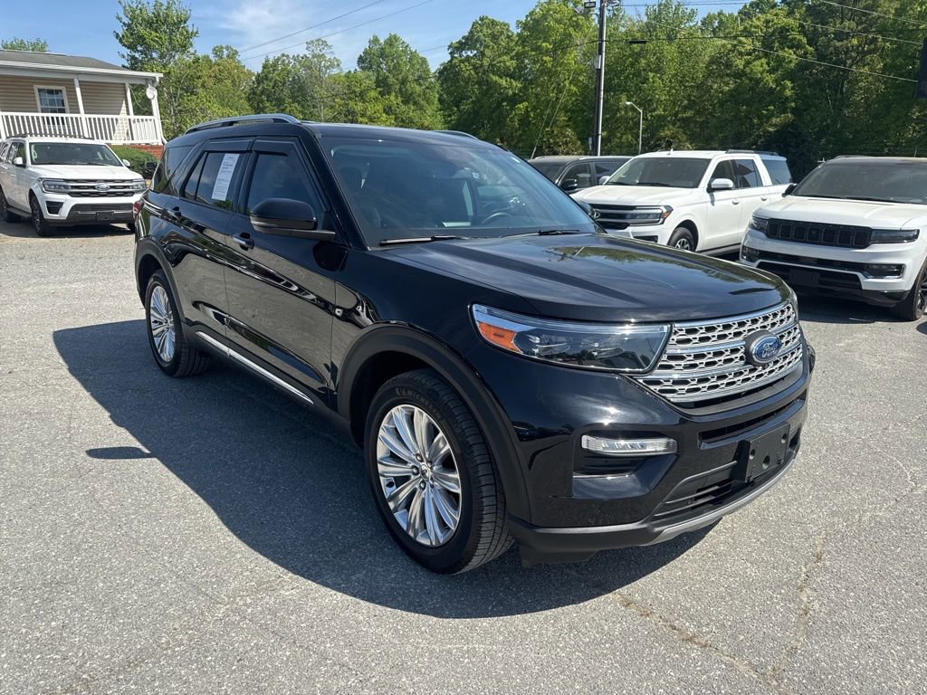 Used 2022 Ford Explorer Limited w/ Equipment Group 301A image 7