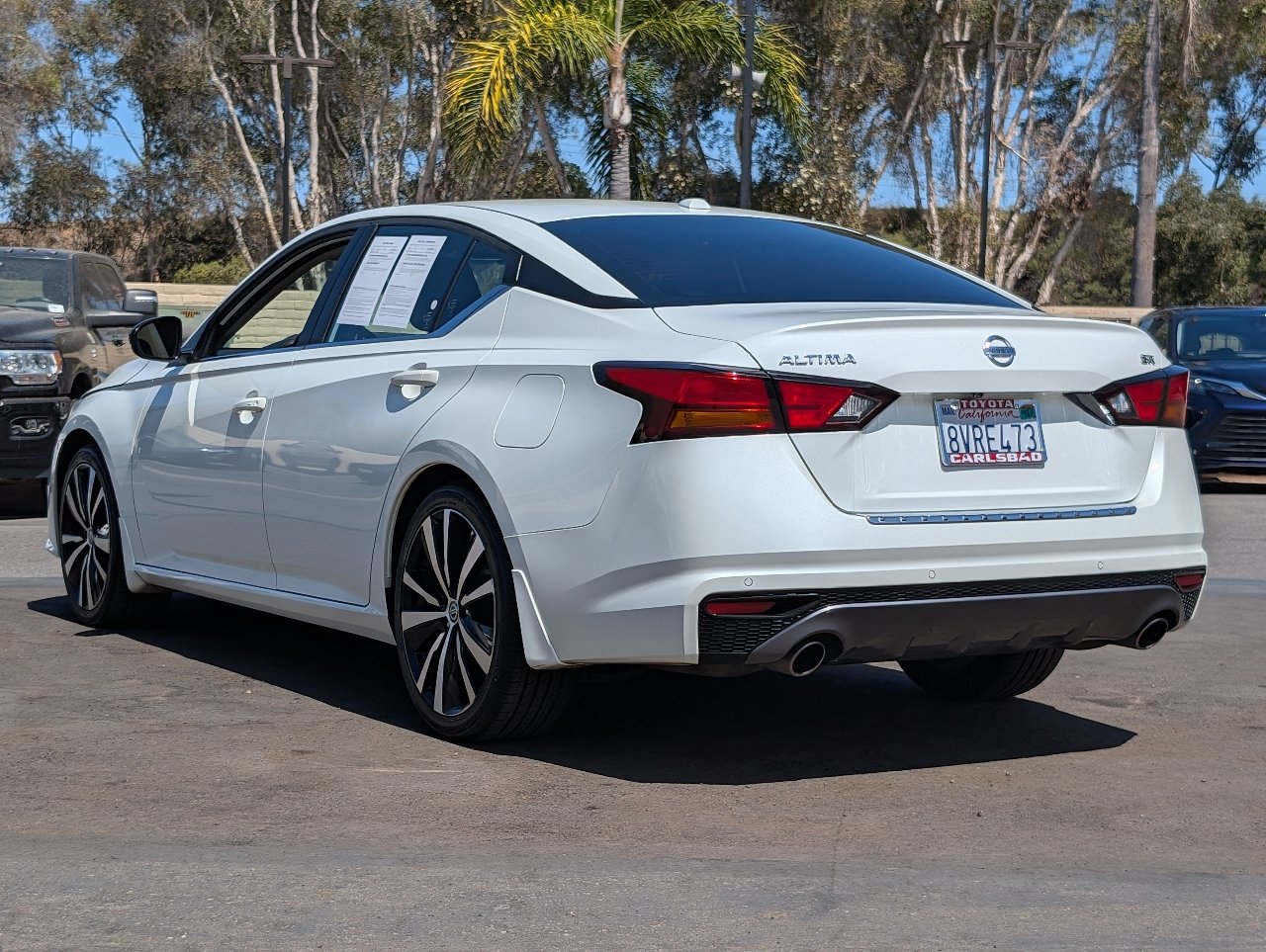 Used 2022 Nissan Altima 2.5 SR FWD image 12