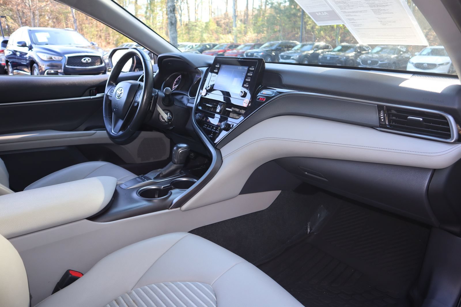 Used 2024 Toyota Camry SE FWD image 19
