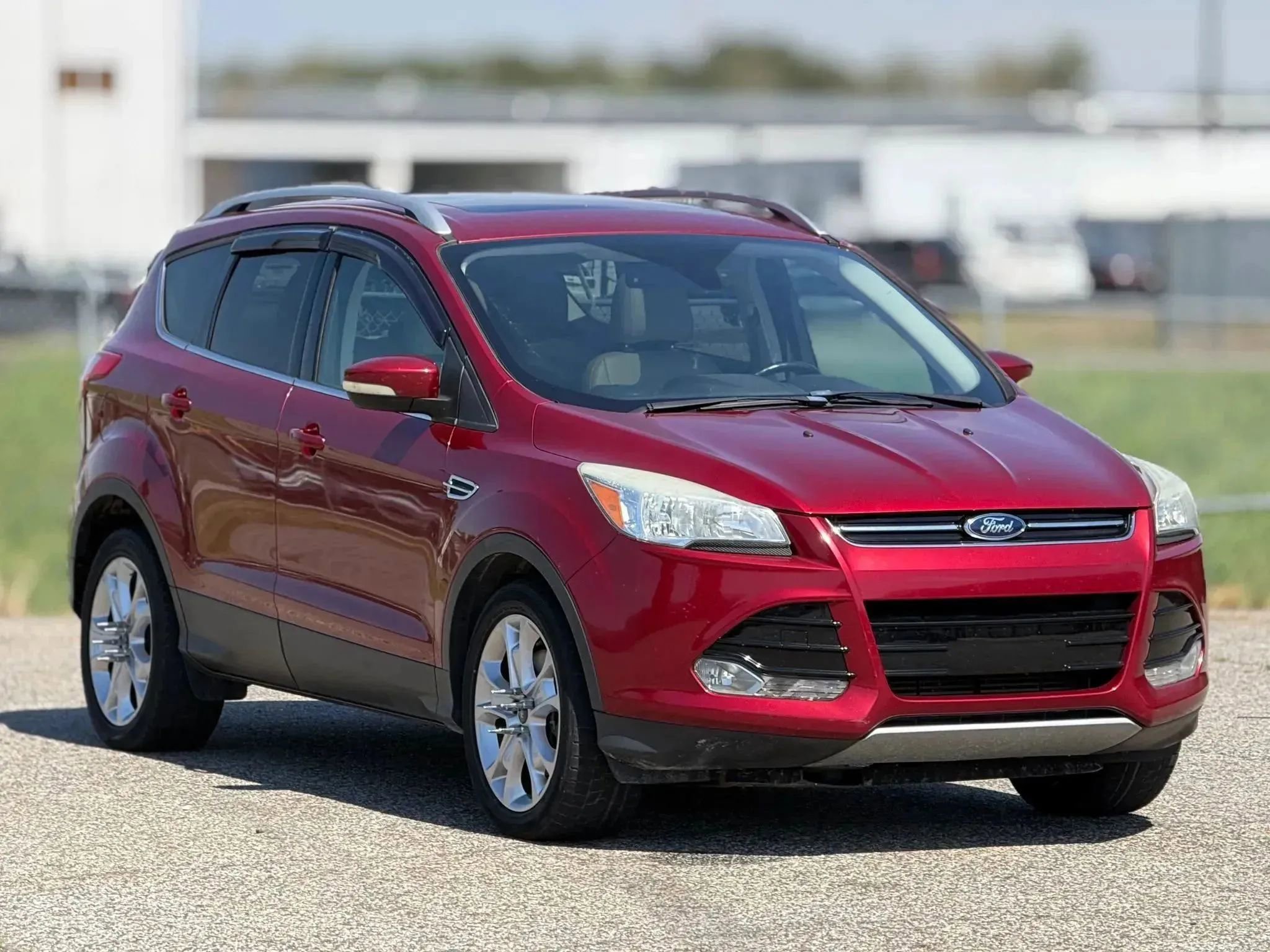Used 2015 Ford Escape Titanium image 1