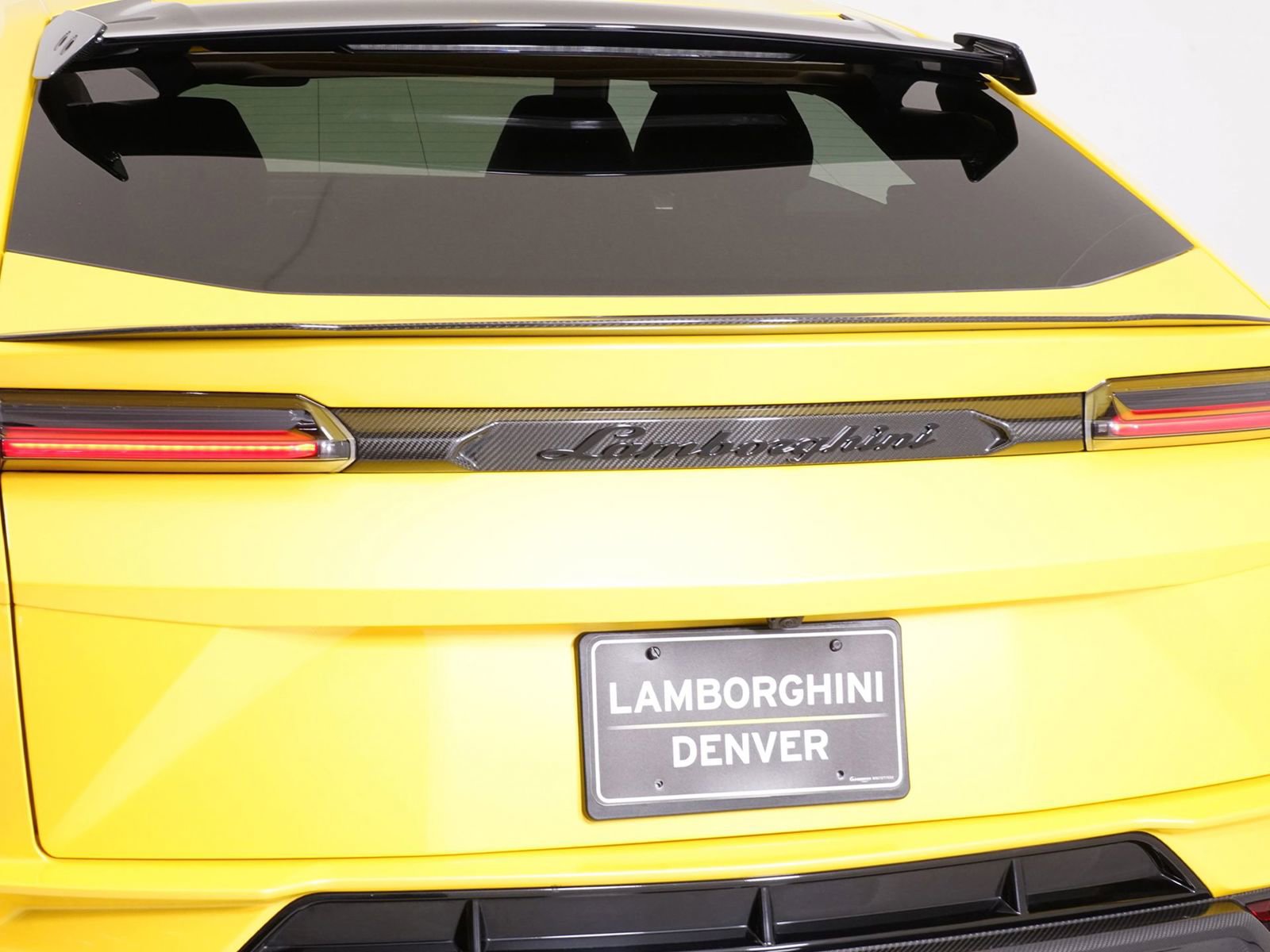 Used 2024 Lamborghini Urus Performante AWD/4WD image 20