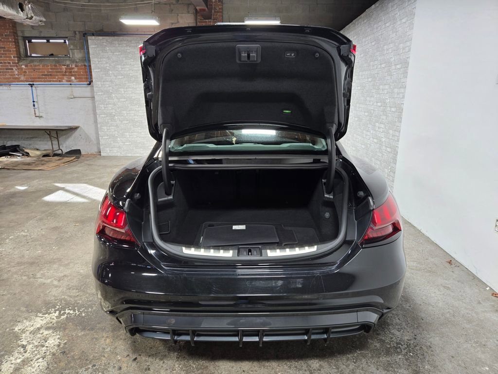 Used 2022 Audi e-tron GT Premium Plus image 42