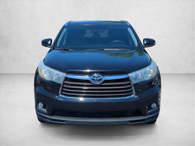 Used 2015 Toyota Highlander XLE FWD video 2