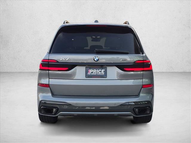 Certified 2026 BMW X7 xDrive40i w/ M Sport Package AWD/4WD image 7