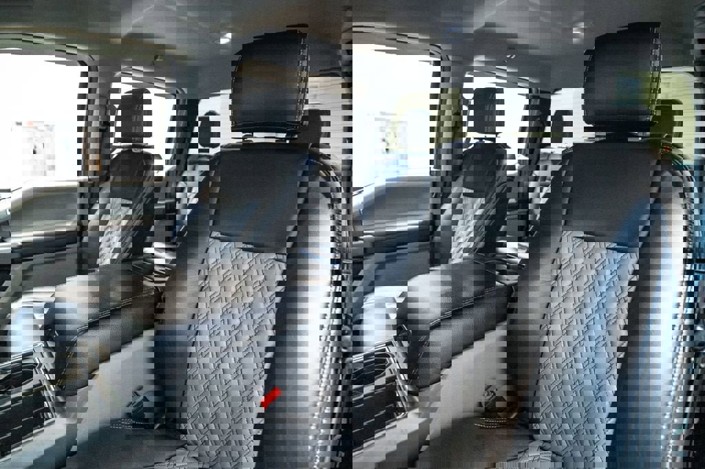 Used 2020 Ford F350 XLT w/ XLT Premium Package image 6