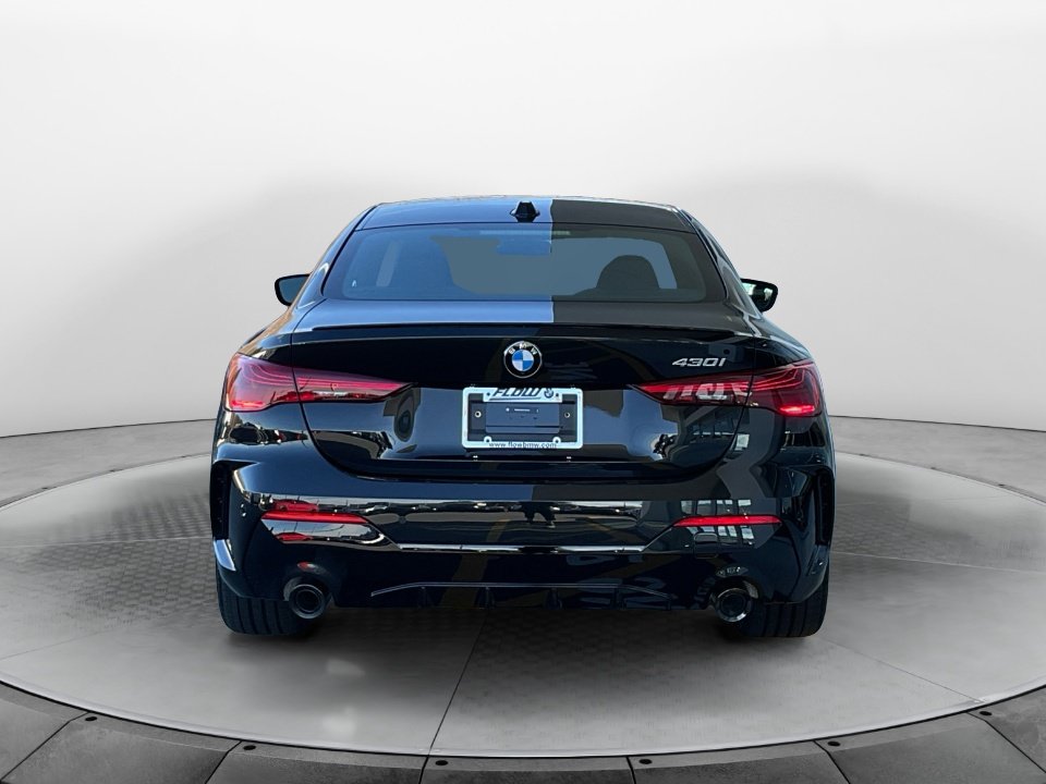 Certified 2026 BMW 430i Coupe w/ M Sport Package RWD image 5