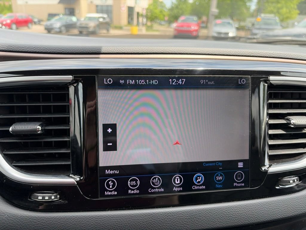 Used 2018 Chrysler Pacifica Touring-L Plus FWD image 26