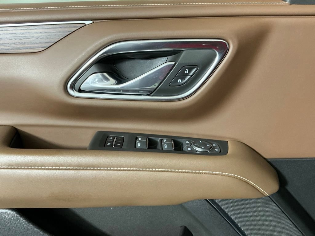 Used 2023 Chevrolet Tahoe High Country RWD image 18