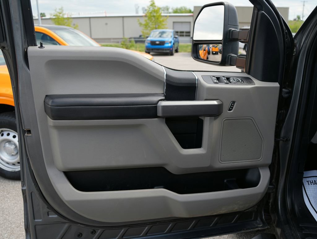 Used 2021 Ford F250 XLT w/ XLT Value Package AWD/4WD image 18