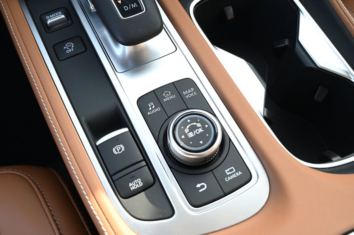 Used 2025 INFINITI QX60 Sensory image 32