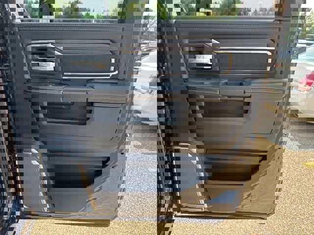 New 2025 RAM 2500 Laramie image 32