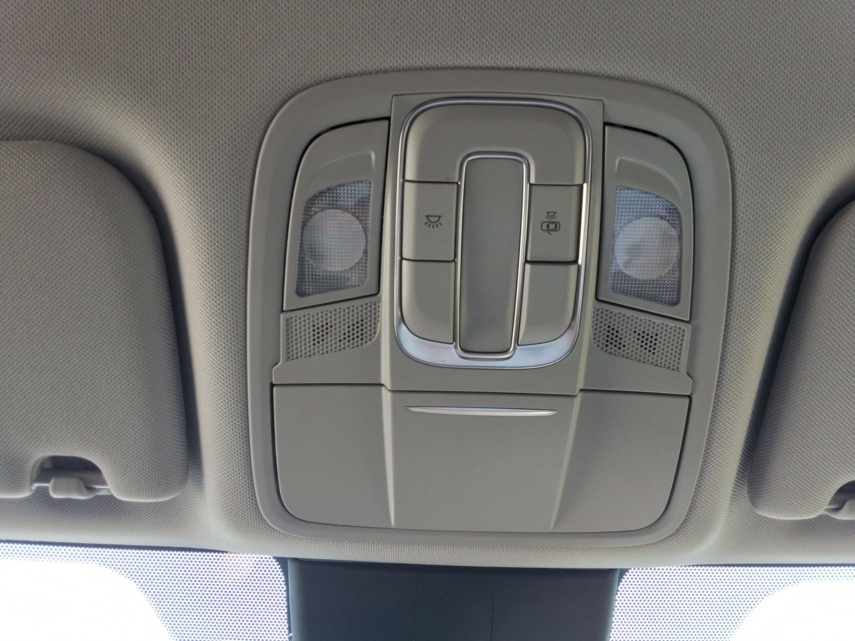 Used 2019 Hyundai Santa Fe SEL AWD/4WD image 19